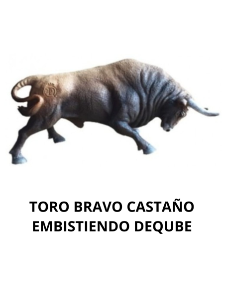TORO BRAVO CASTAÑO EMBISTIENDO