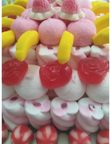TARTA DE ESPONJITAS Y GOMINOLAS